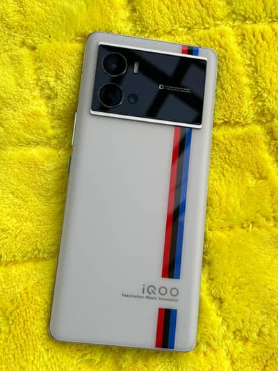 Vivo iQOO 9 Pro