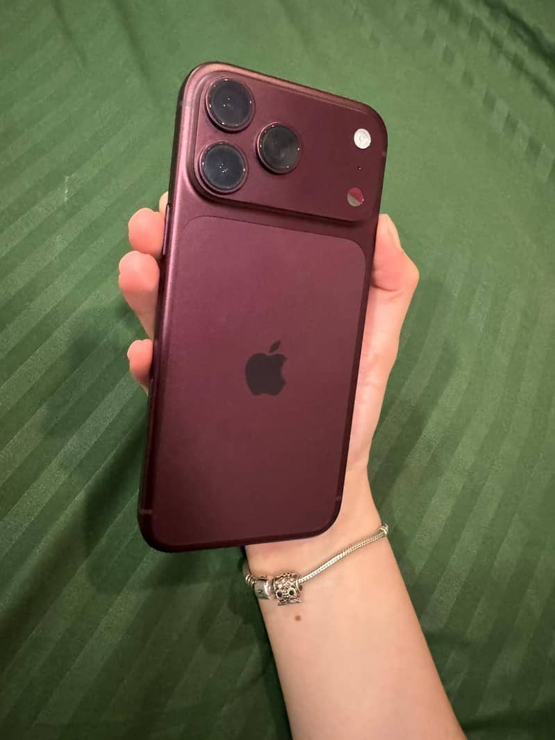 Apple iPhone 18 Pro Max 0