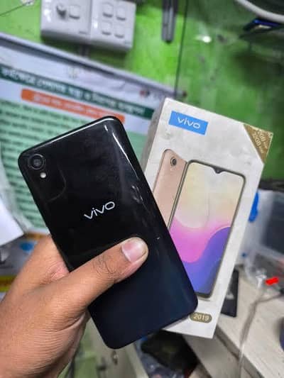 Vivo y90 Diba charger available 1 week backup best hostspot