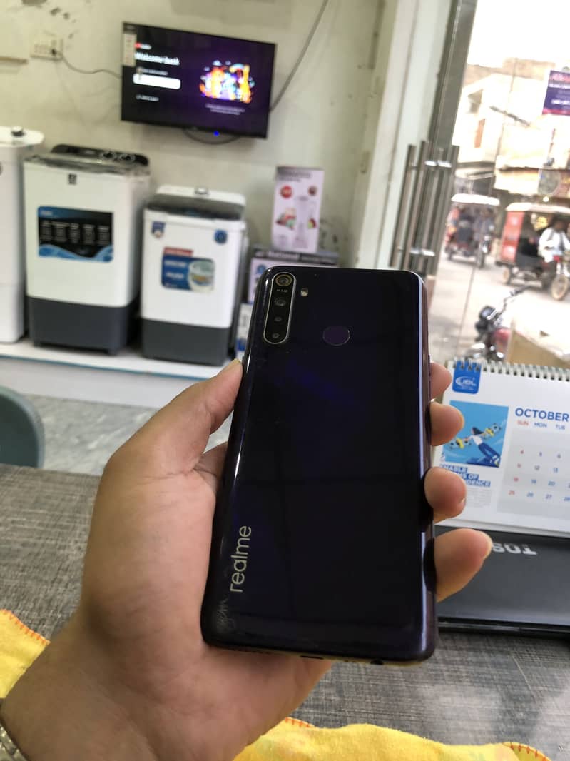 Realme 5 6