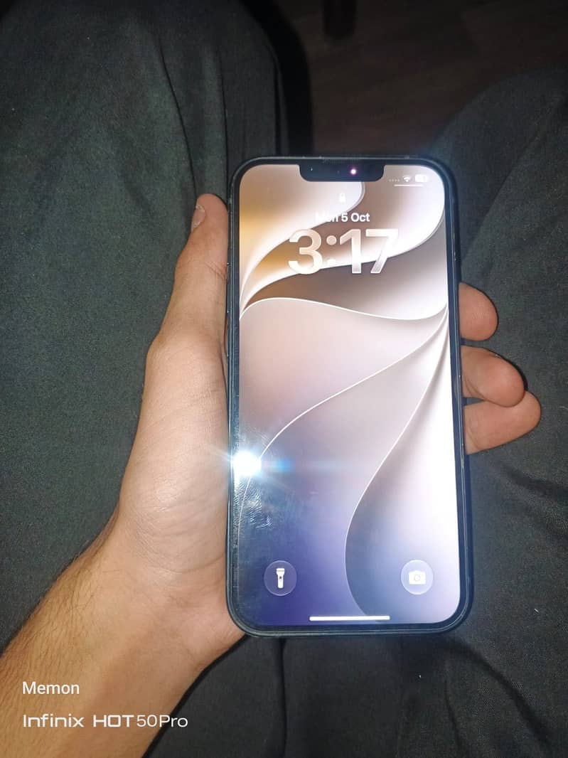 Apple iPhone 13 3