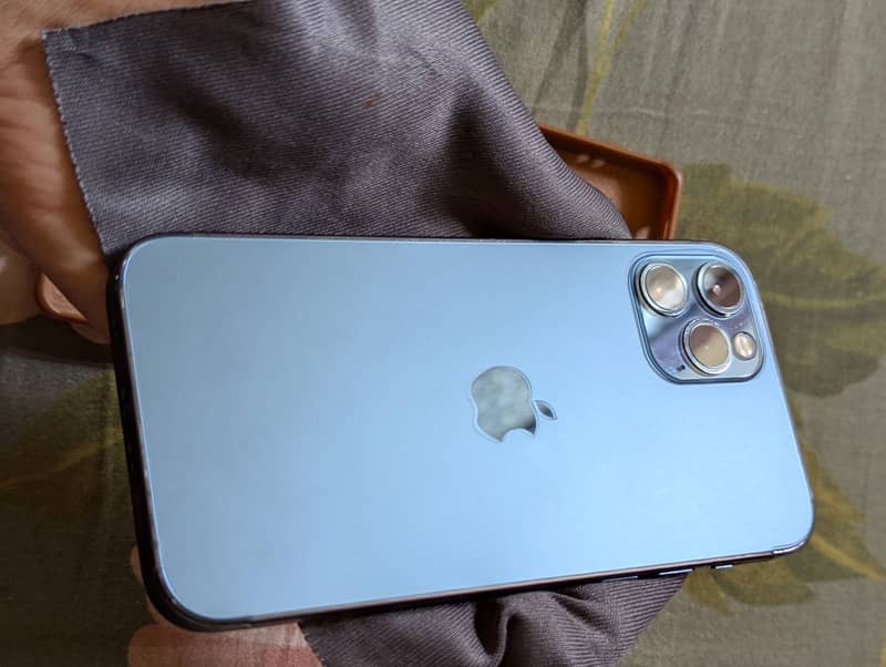 Apple iPhone 12 Pro 11