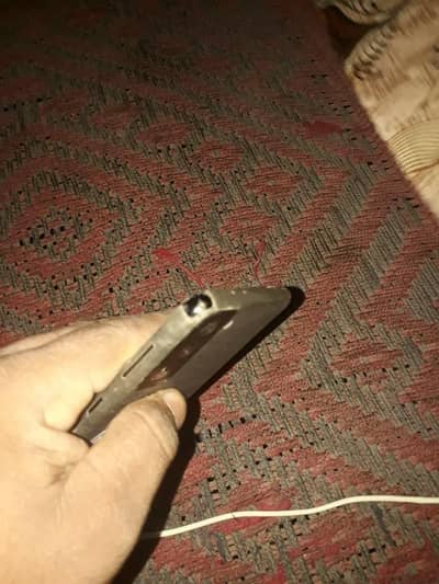 gaming camera battery vip ha back crak ha minor see lines ha