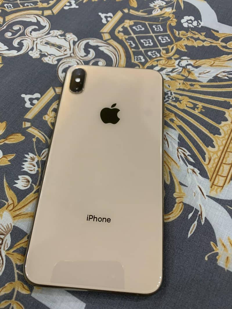 Apple iPhone XS Max 0