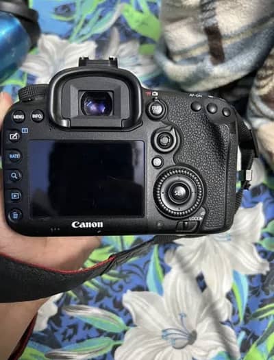 Canon7D 18:55 lance 2 bettery charger