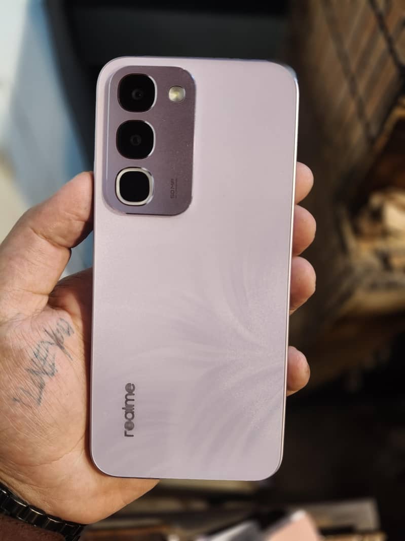 Realme C100 8/256 3