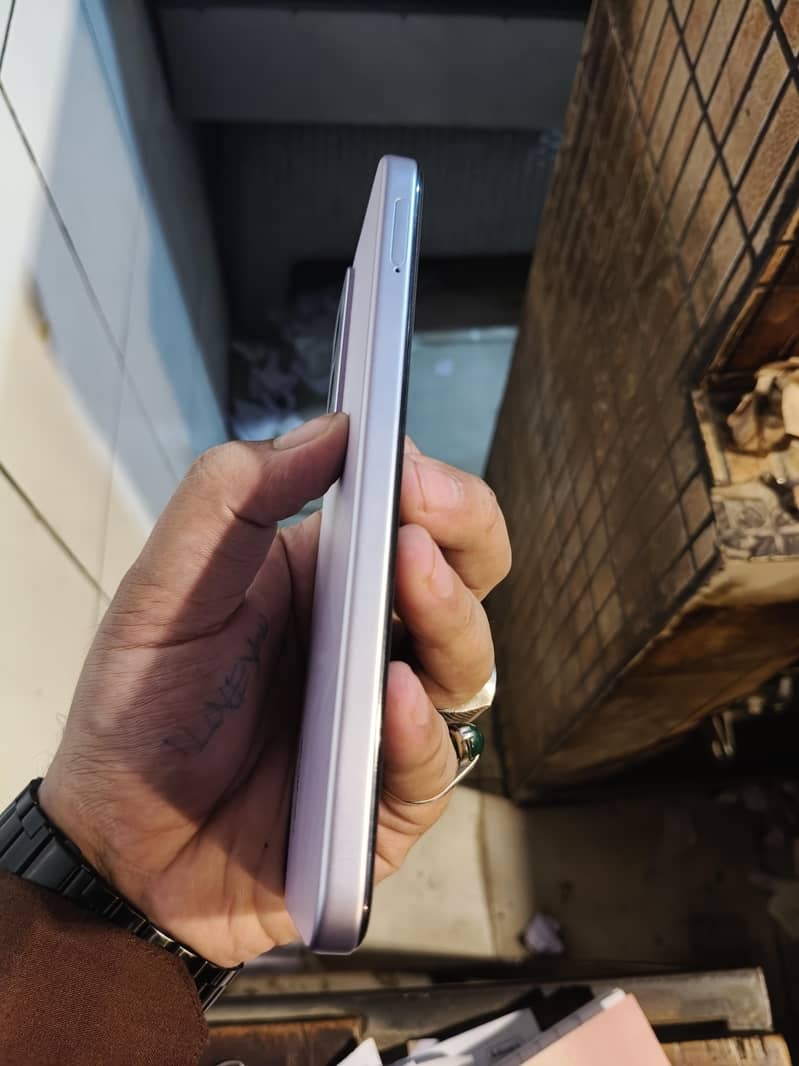 Realme C100 8/256 7