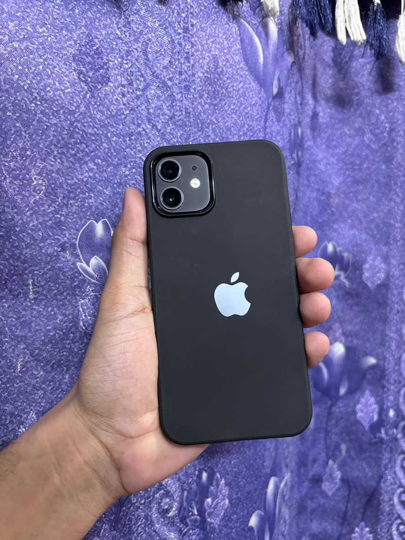 Apple iPhone 12 2