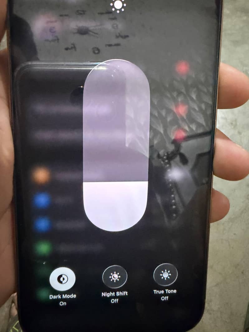 Apple iPhone 16 Pro Max 2