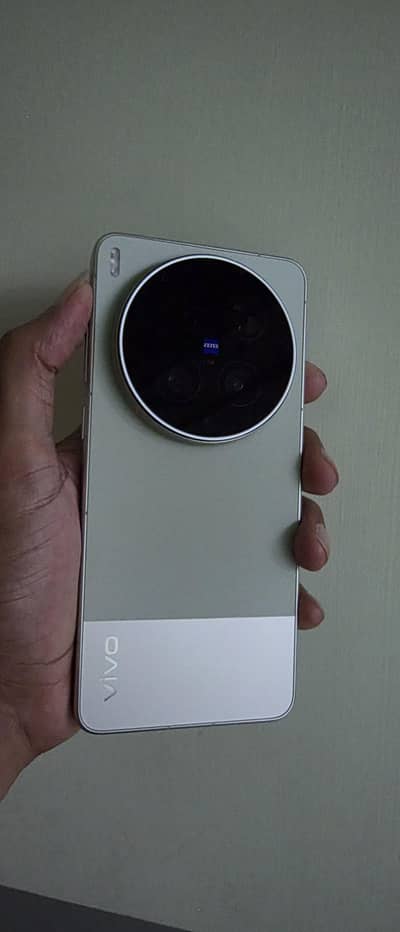 Vivo X300 Ultra non pta