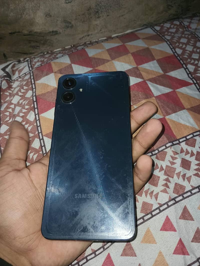 Samsung Mobile A06 1