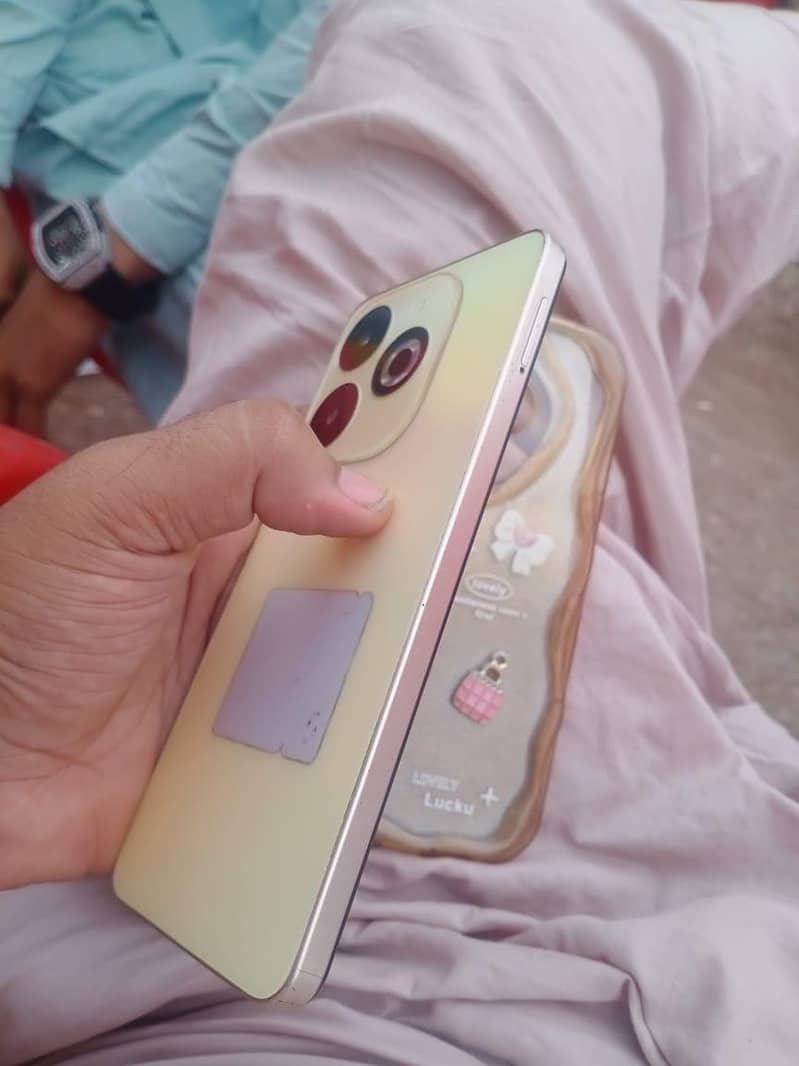 Infinix Smart 8 Pro 1