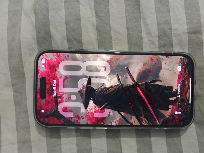 Apple iPhone 16 Pro 4