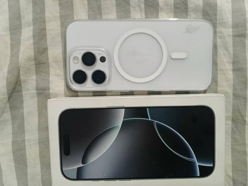 Apple iPhone 16 Pro 5