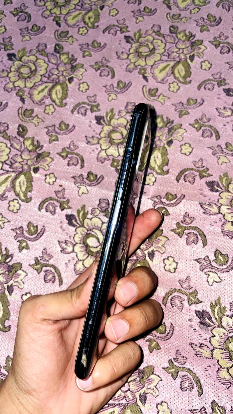 Xiaomi Redmi Note 10S 3