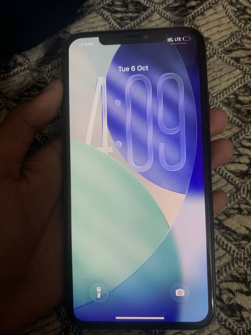 Apple iPhone 11 Pro Max 0