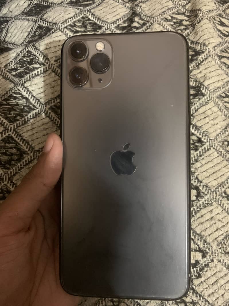 Apple iPhone 11 Pro Max 1