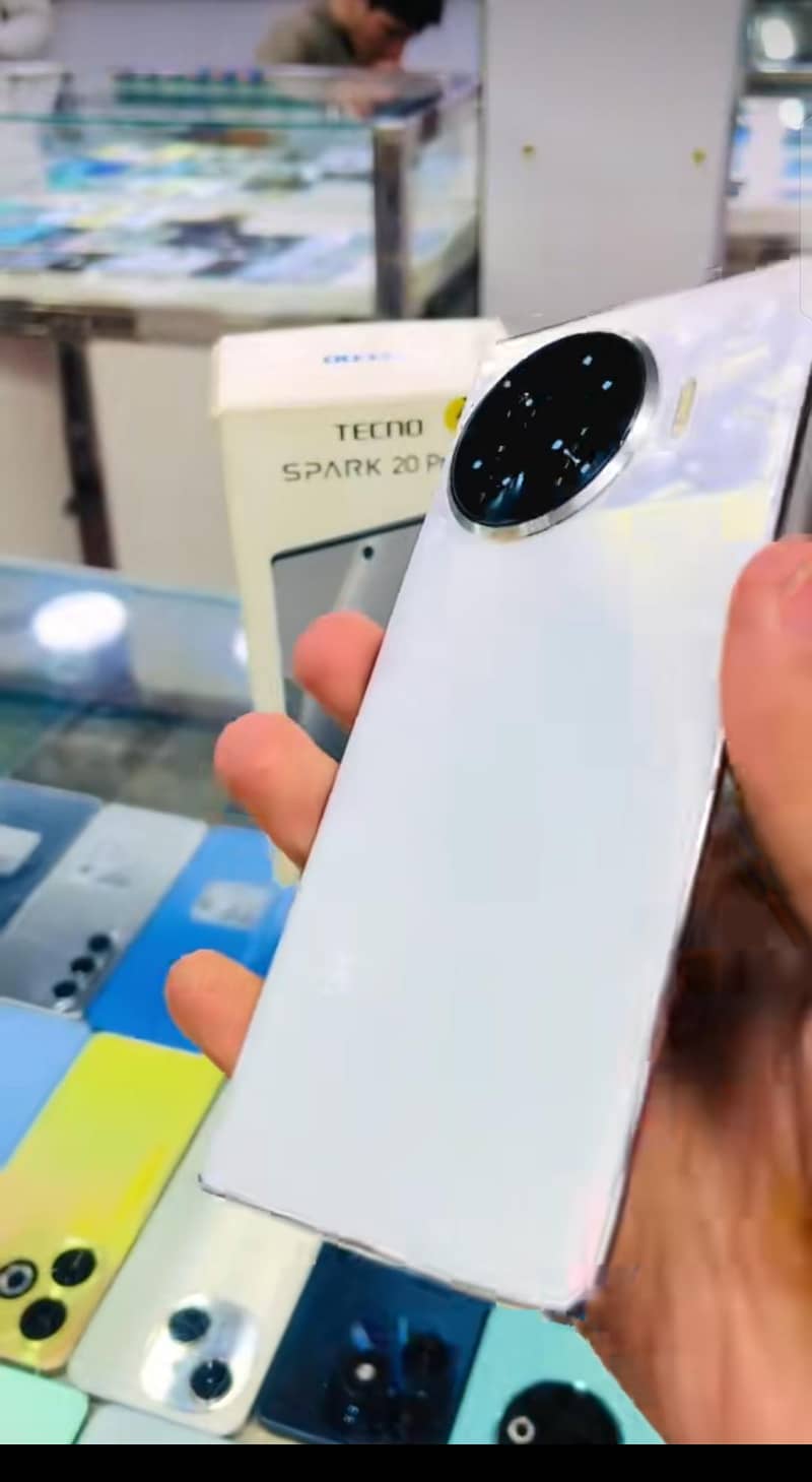 tecno spark 20 pro plus 1