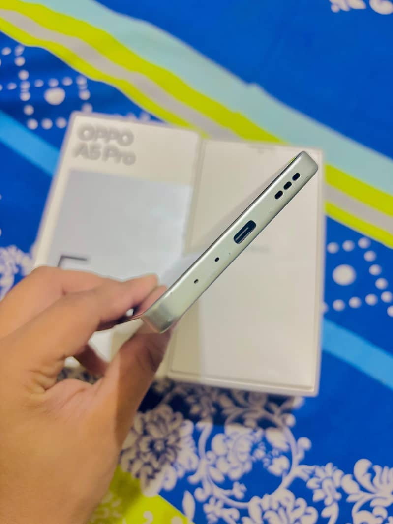 OPPO A5 Pro 4