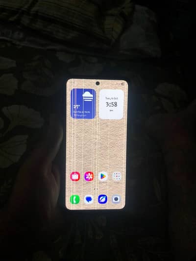 Samsung Mobile S21 FE with Box Exchange Possible