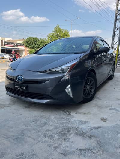 Toyota Prius 2016