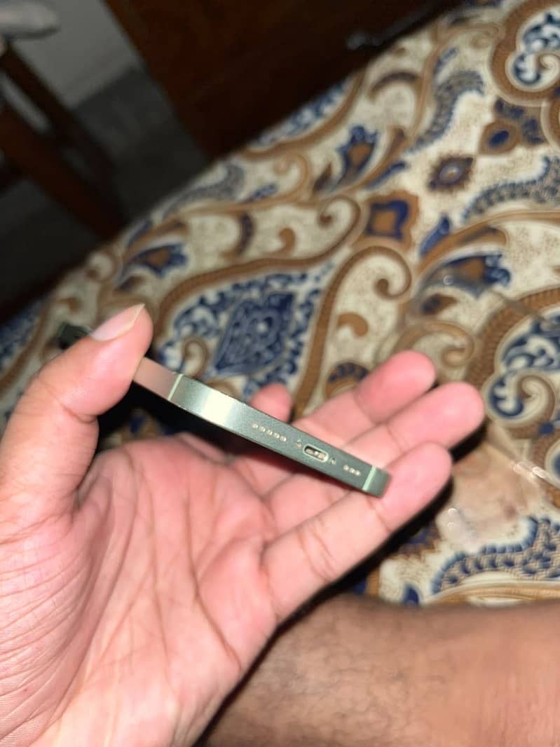 Apple iPhone 12 PTA 1