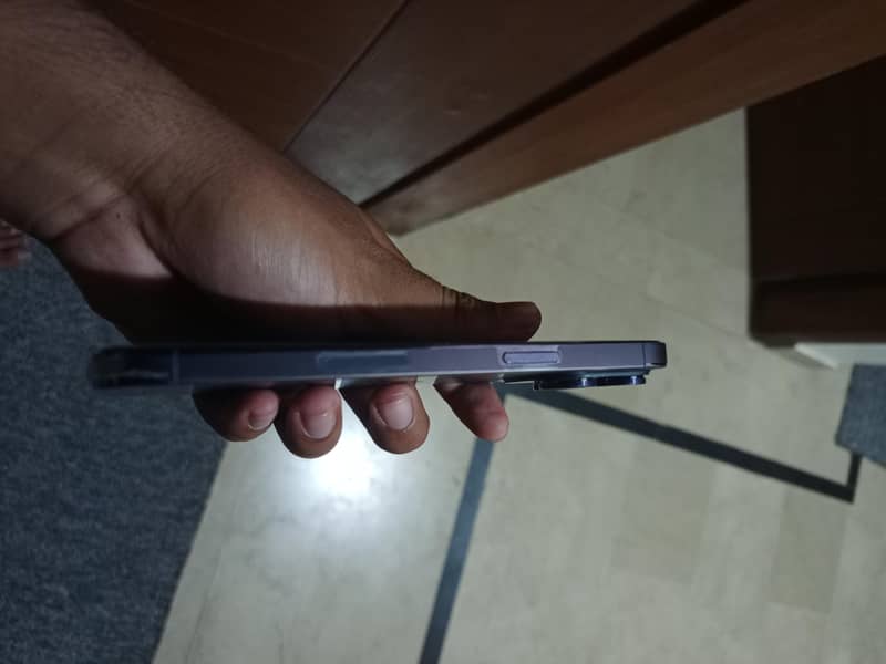 Apple iPhone 14 Pro Max 1