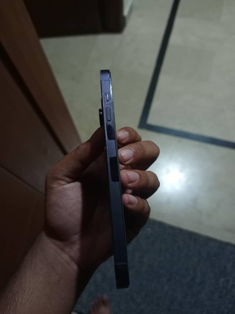 Apple iPhone 14 Pro Max 2