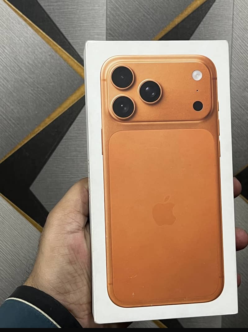 Apple iPhone 17 Pro Max 0