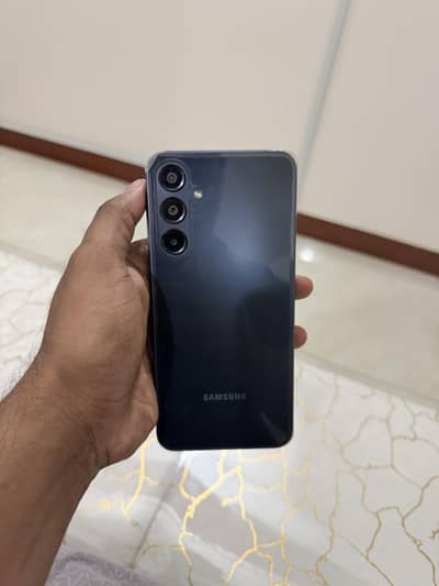 Samsung A16 in 10/10 condition