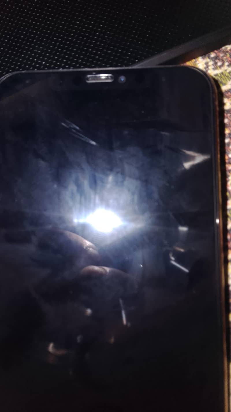Apple iPhone 11 Pro Max 1