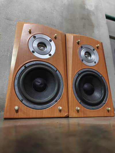 USA Built 5" Studio Style Bookshelf Speakers Pair Yamaha JBL Sony