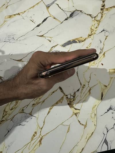 Apple iPhone XS Max BRAND NEW GOLD 10/10 DUAL PHYSICAL APPROVE