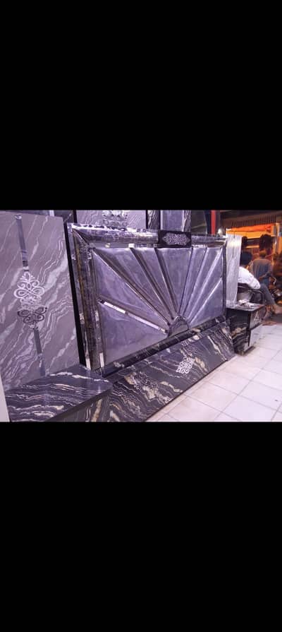 full size bedroom sets 4 piece condition okay hen bilkul