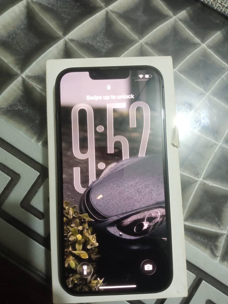Apple iPhone 13 3