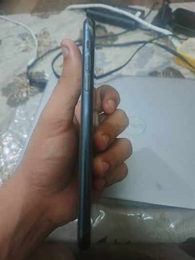 iPhone 11 Pro max non pta factory unlock