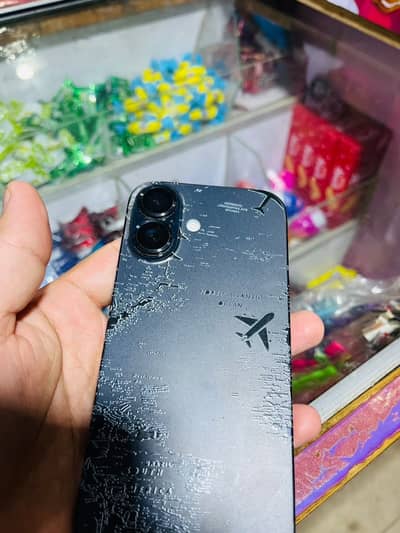 Apple iPhone 16