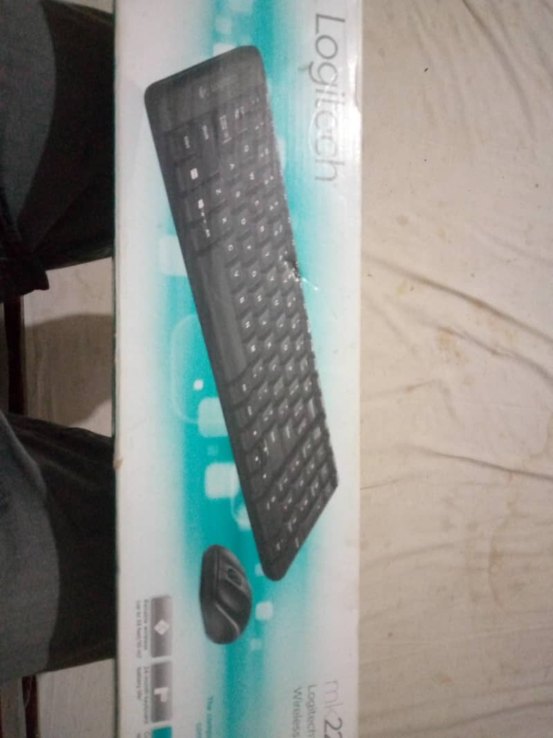 Logitech Wireless keyboard and Mouse set Brand new with box - Computer ...