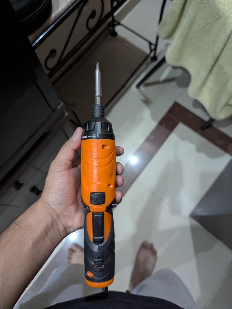 Daewoo electric drill 2