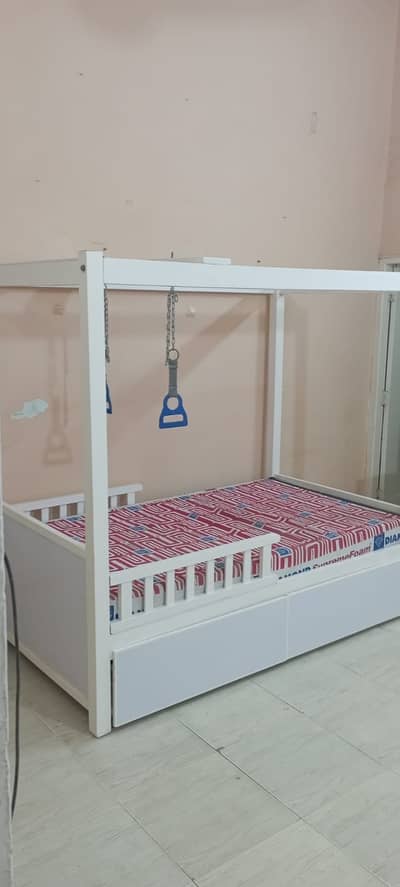 Elderly / Patient Bed