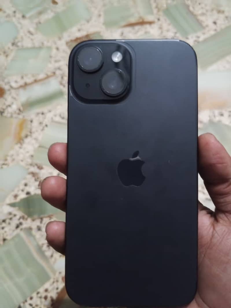 Apple iPhone 15 1