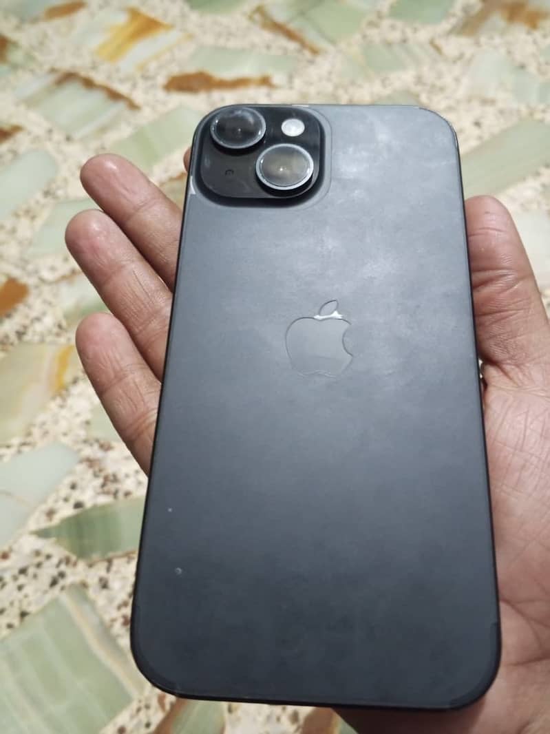 Apple iPhone 15 6