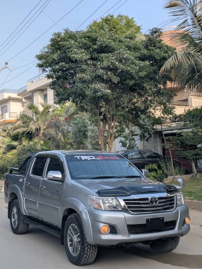 Toyota Hilux 2013