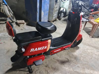 electric scooters  available contact at 0300 4142432