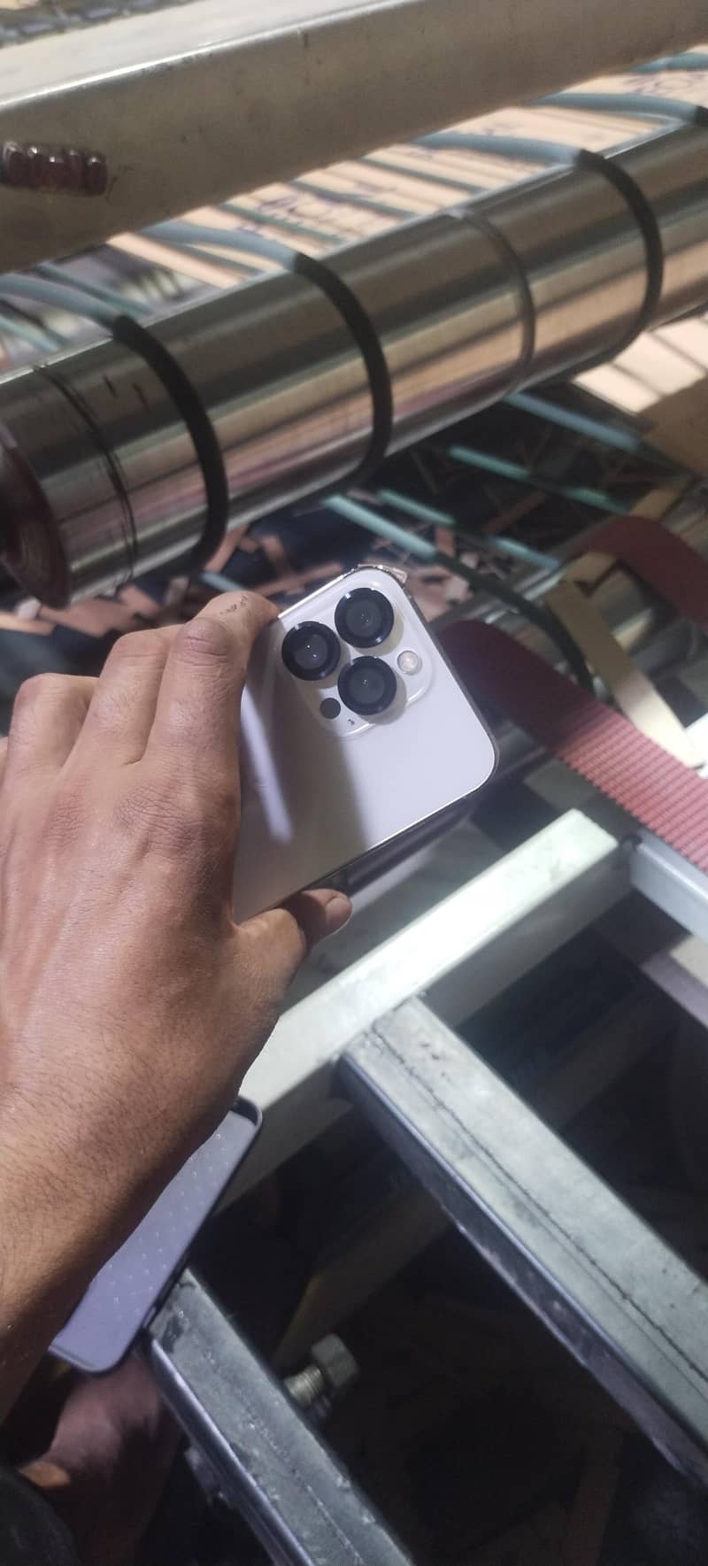 Apple iPhone 13 Pro 2