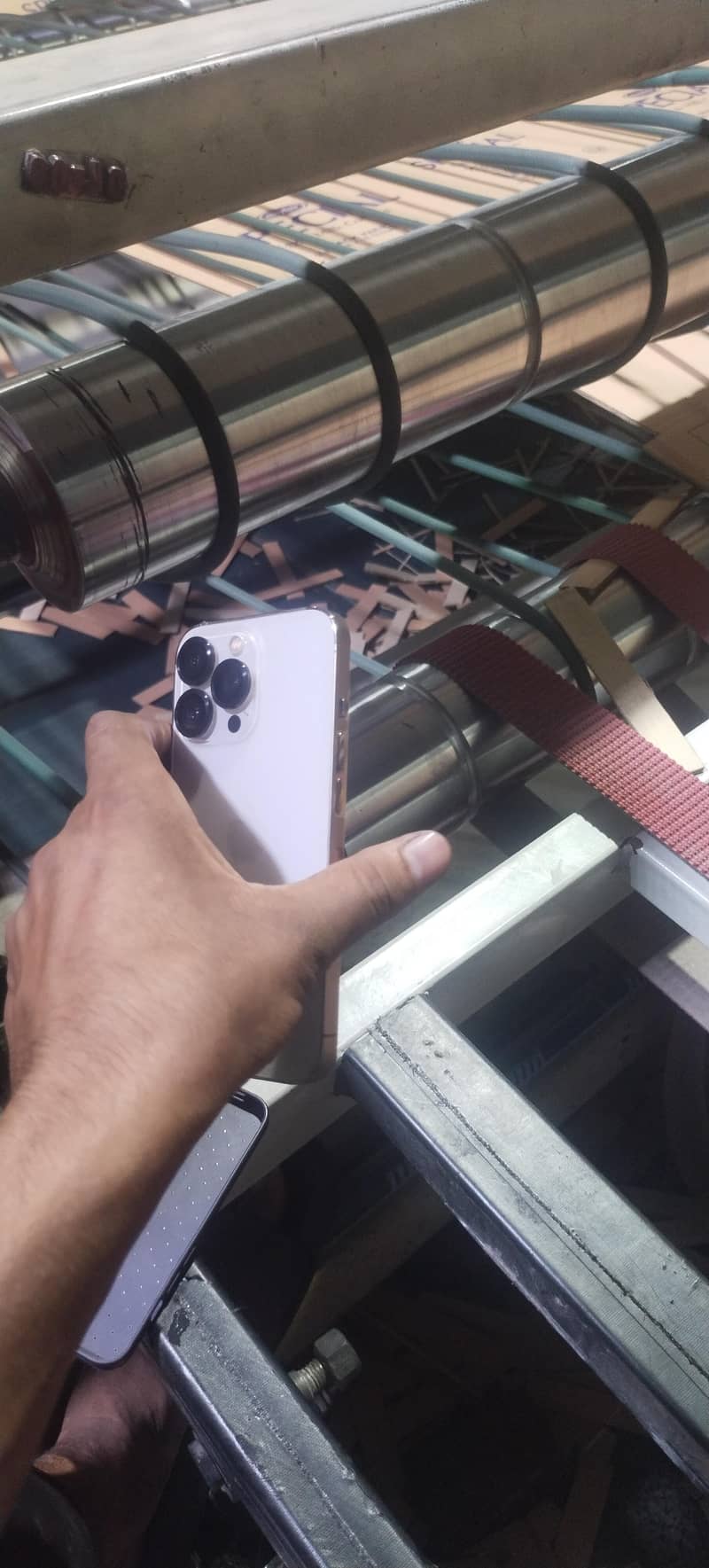 Apple iPhone 13 Pro 3