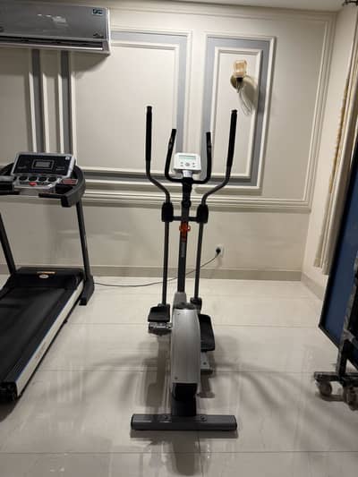 Apollo E50E Eliptical (mint condition, barely used)