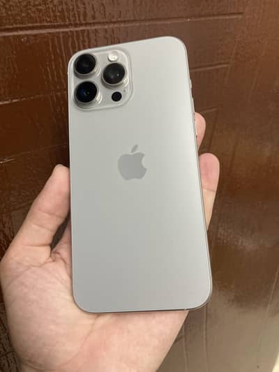 Apple iPhone 16 Pro Max