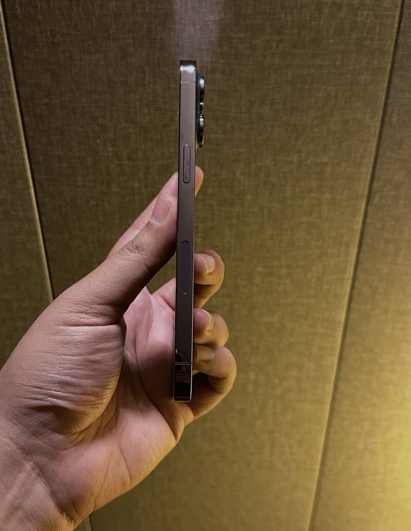 Apple iPhone 14 Pro Max 3