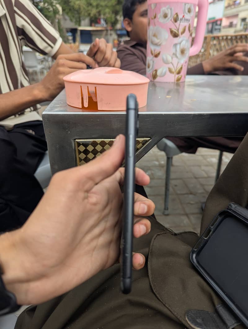 Apple iPhone 11 1